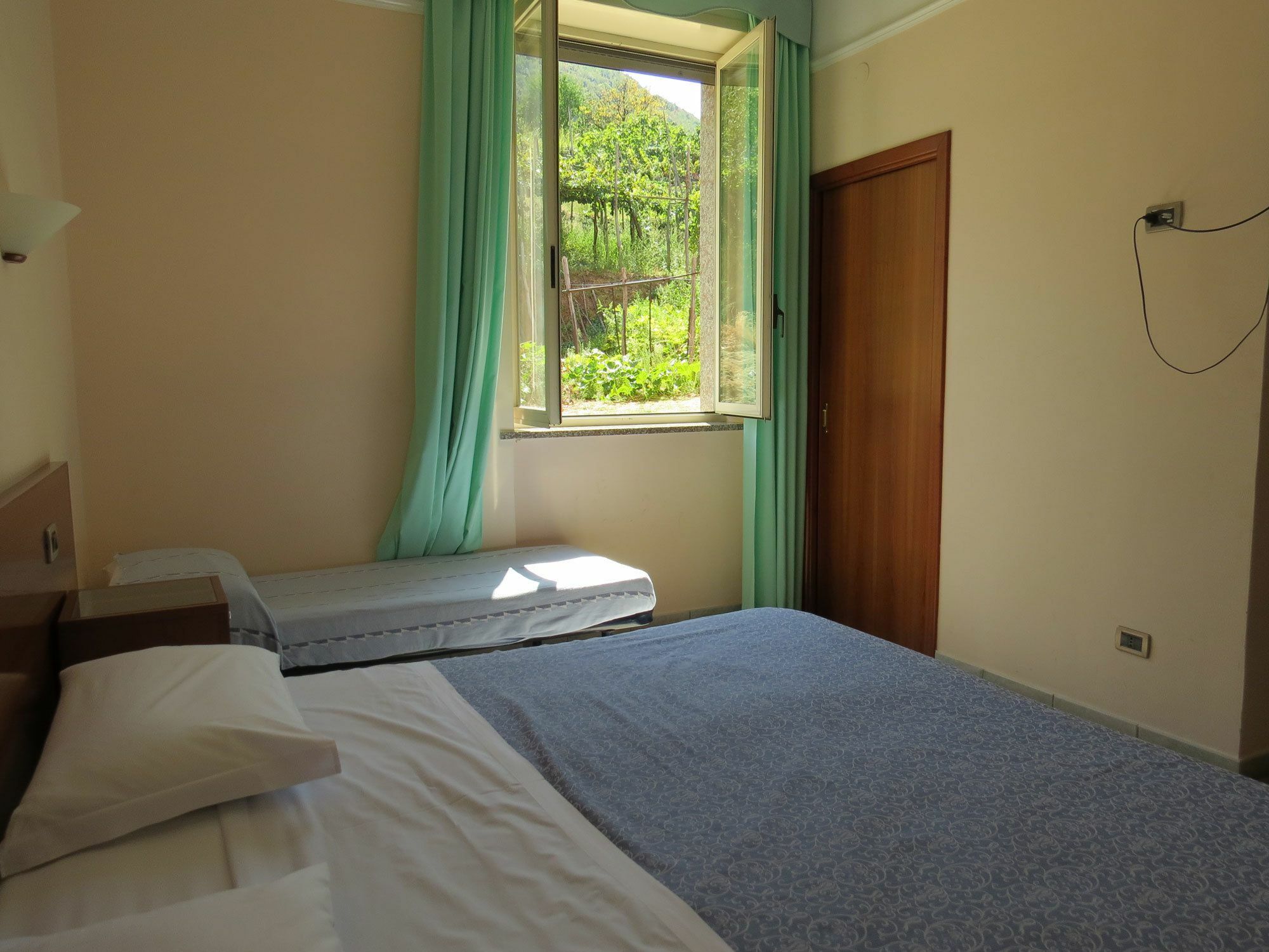 קסטלמרה די סטביה Hotel Elisabetta מראה חיצוני תמונה